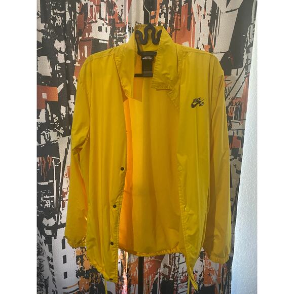 Nike SB Electric Yellow Button Snap Windbreaker Jacket Size Medium - Picture 2 of 8